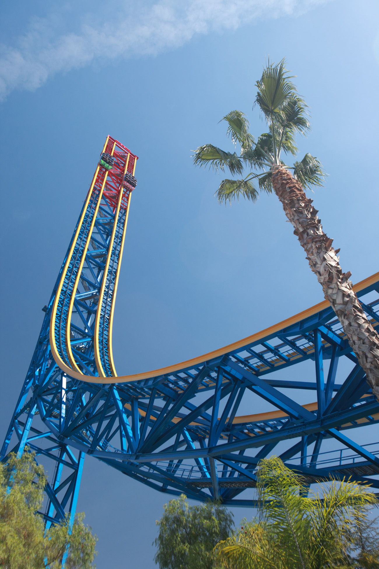 Celebrate National Roller Coaster Day with these Six Flags Magic ...